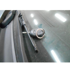 Etrier avant gauche (freinage) FORD MONDEO 2
