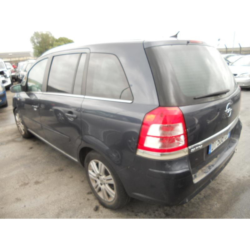 Etrier avant gauche (freinage) OPEL ZAFIRA B Photo n°4