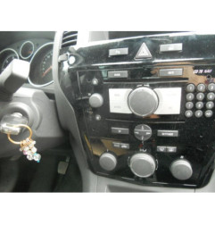 Etrier avant gauche (freinage) OPEL ZAFIRA B