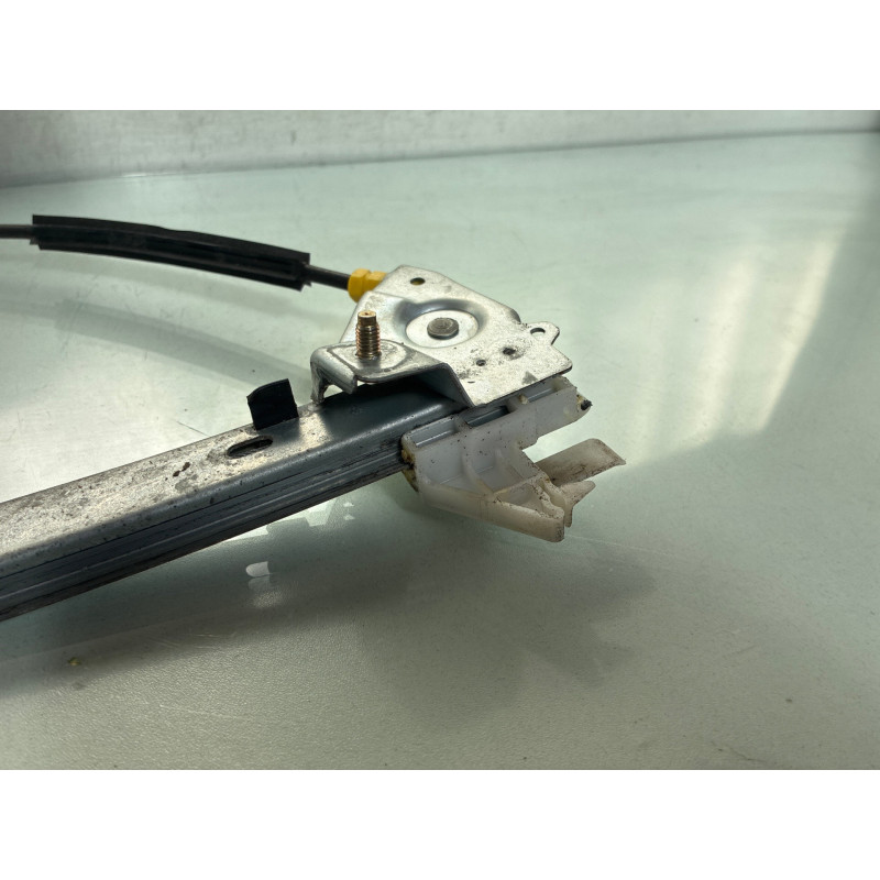 Leve vitre electrique avant droit PEUGEOT 406 Photo n°3