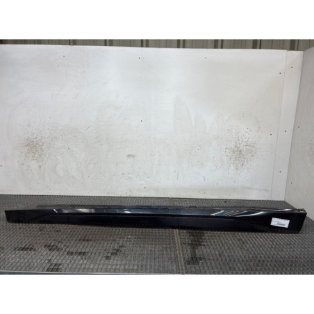 Bas de caisse gauche BMW X1 U11 Photo n°1