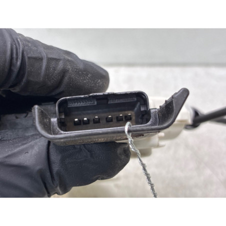 Serrure avant gauche PEUGEOT 308 1