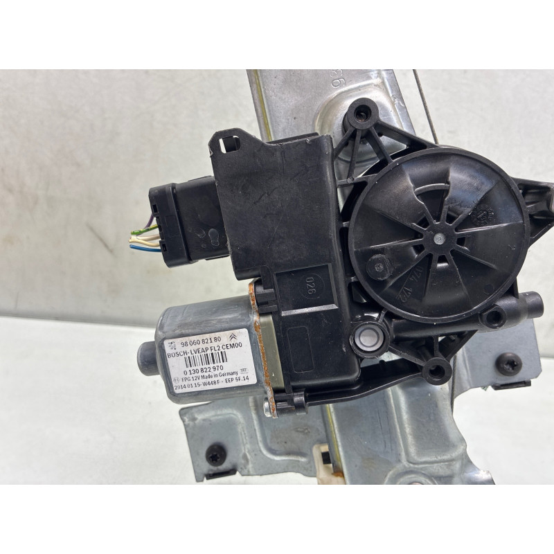 Leve vitre electrique arriere droit PEUGEOT 2008 1 Photo n°5