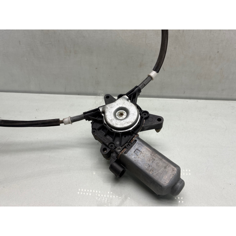 Leve vitre electrique avant gauche RENAULT MEGANE 1 Photo n°6