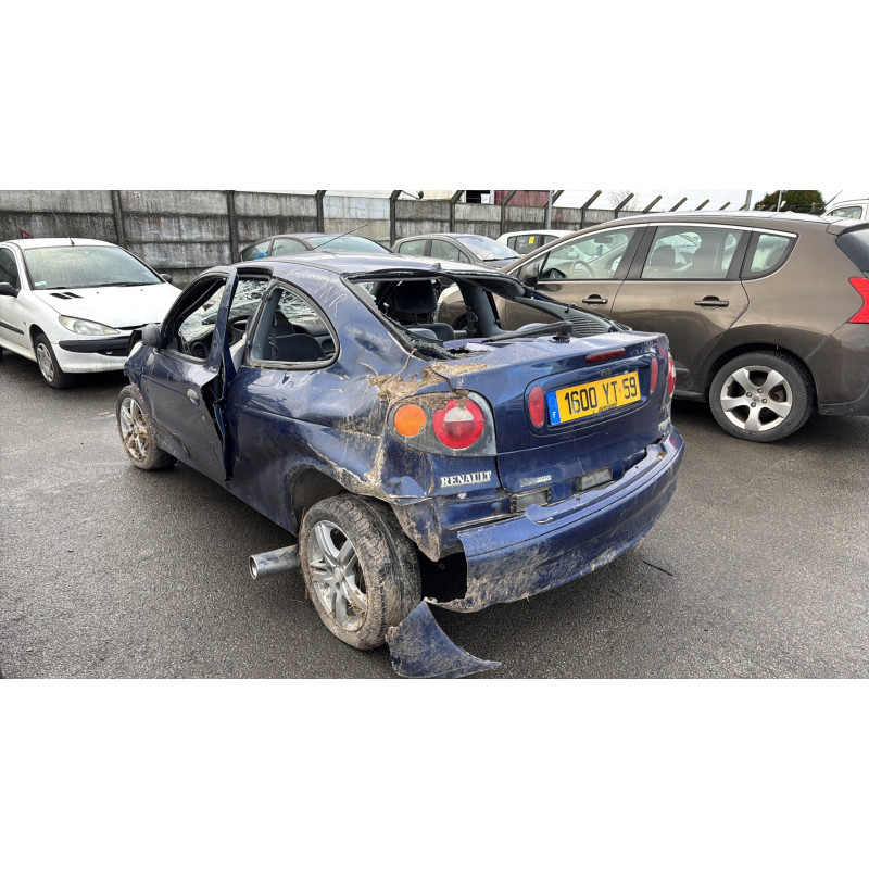 Leve vitre electrique avant gauche RENAULT MEGANE 1 Photo n°10