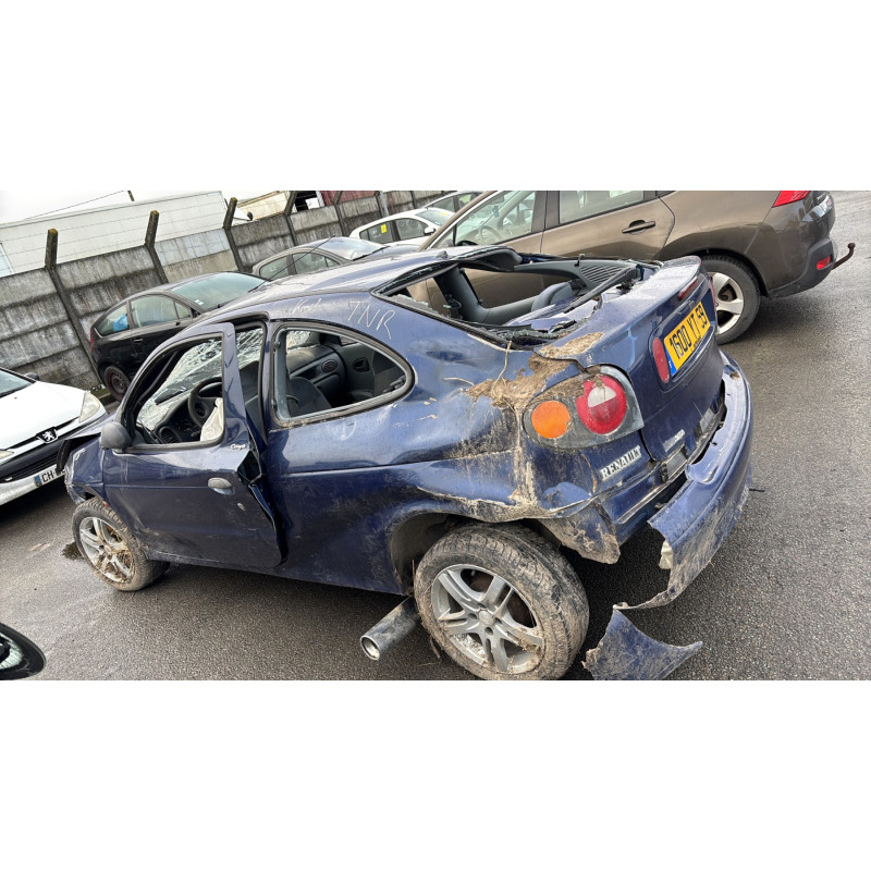 Leve vitre electrique avant gauche RENAULT MEGANE 1 Photo n°12