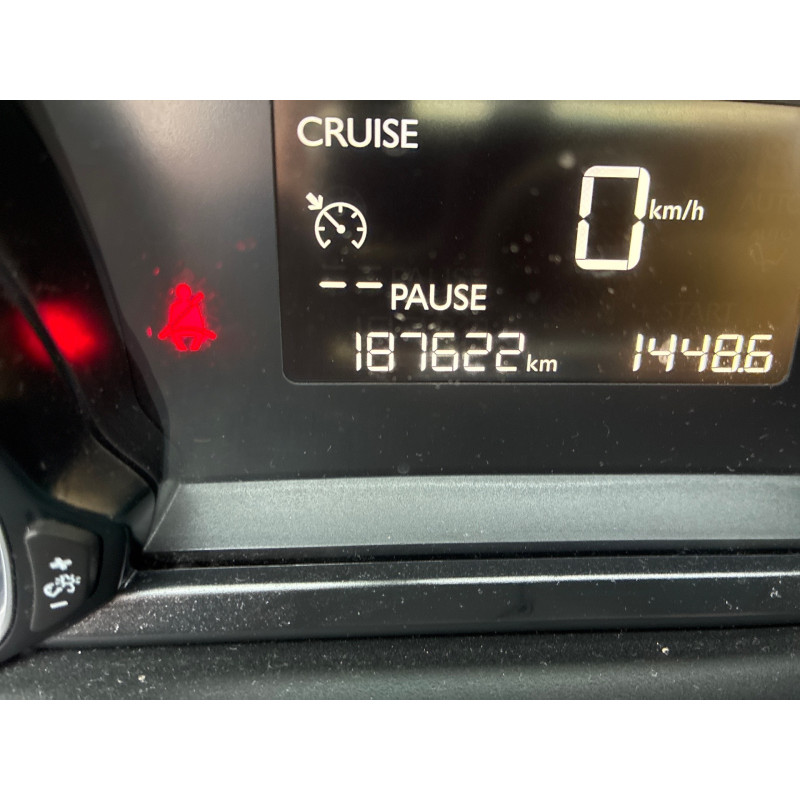 PEUGEOT 308 2 PHASE 1 1.6 HDI - 8V TURBO Photo n°18