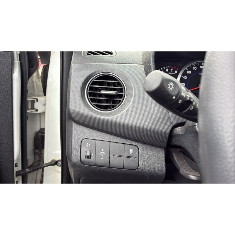 HYUNDAI I 10 2 PHASE 2 1.0i - 12V Photo n°16