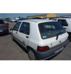 Etrier avant gauche (freinage) RENAULT CLIO 1