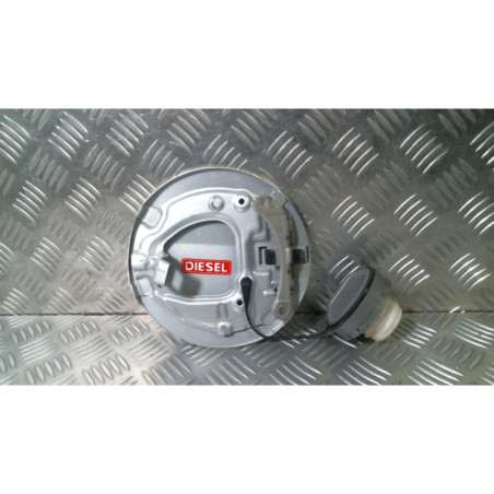Trappe d'essence TOYOTA COROLLA VERSO 2