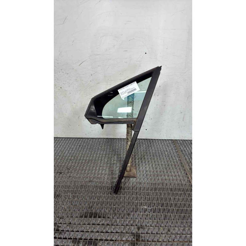 Custode avant gauche (porte) PEUGEOT 208 1 Photo n°1