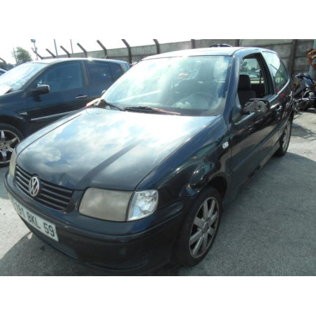 Etrier avant droit (freinage) VOLKSWAGEN POLO 3