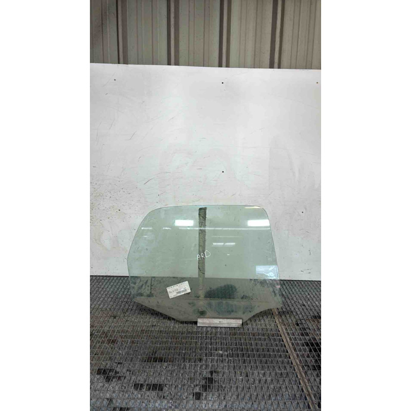 Vitre arriere droit OPEL CORSA B Photo n°2