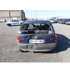 Vitre arriere droit OPEL CORSA B