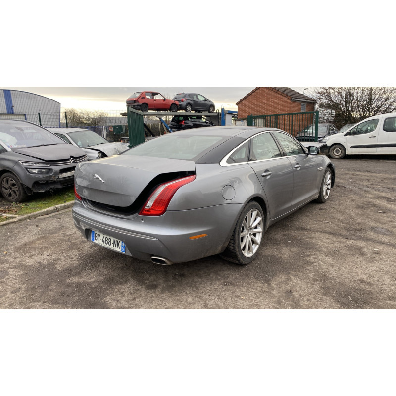 JAGUAR XJ X351 PHASE 1 3.0D - 24V V6 TURBO Photo n°3