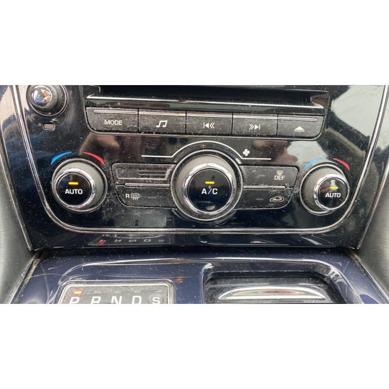 JAGUAR XJ X351 PHASE 1 3.0D - 24V V6 TURBO Photo n°8