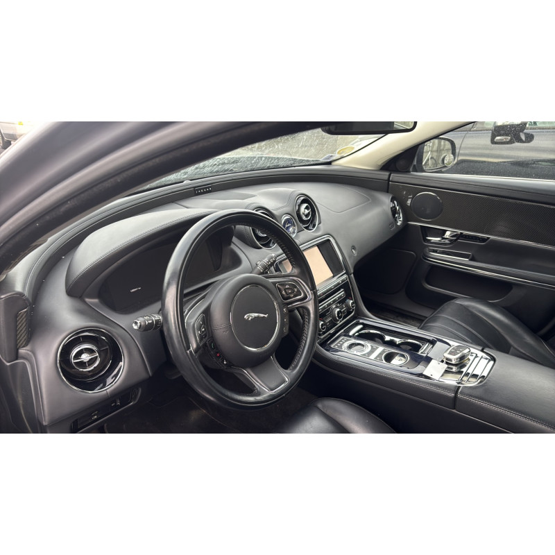 JAGUAR XJ X351 PHASE 1 3.0D - 24V V6 TURBO Photo n°18