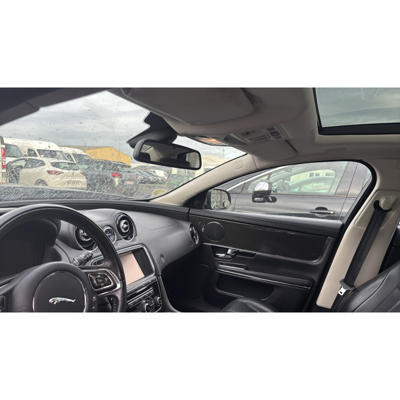 JAGUAR XJ X351 PHASE 1 3.0D - 24V V6 TURBO Photo n°19