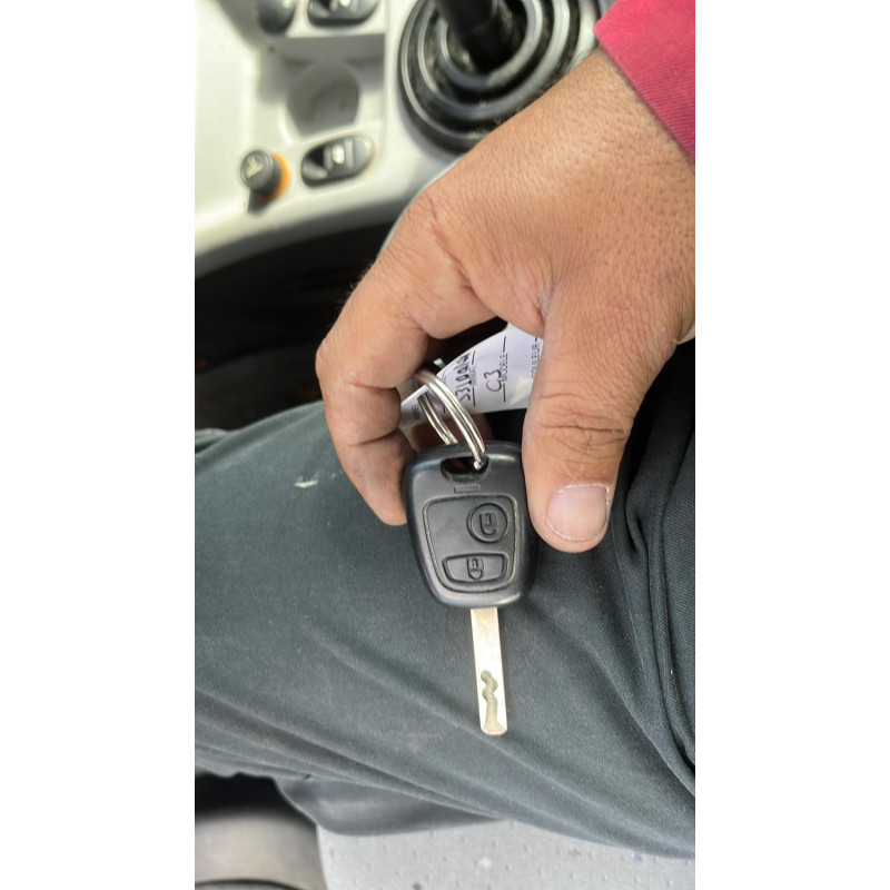 Serrure avant droit CITROEN C3 1 Photo n°4