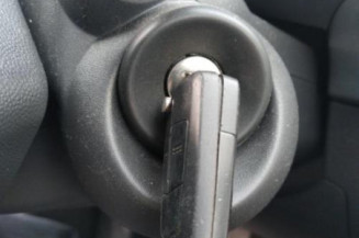 Ceinture avant gauche OPEL CORSA D