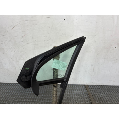 Custode avant droit (porte) PEUGEOT 2008 1