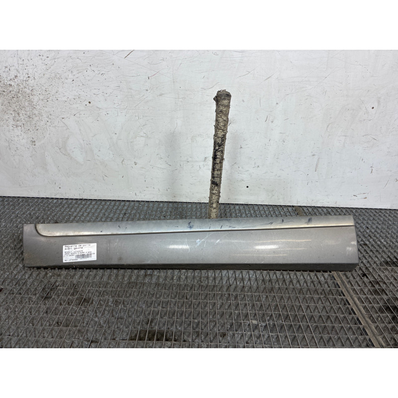 Baguette de porte avant gauche RENAULT GRAND SCENIC 3 Photo n°2
