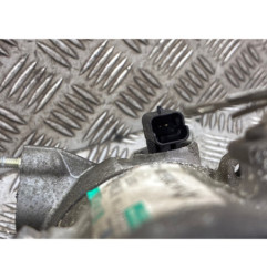 Compresseur clim CITROEN C3 2 Photo n°1