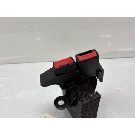 Attache ceinture arriere droit RENAULT CLIO 3 Photo n°1