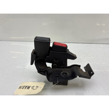 Attache ceinture arriere gauche RENAULT CLIO 3 Photo n°1