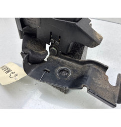 Attache ceinture arriere gauche RENAULT CLIO 3