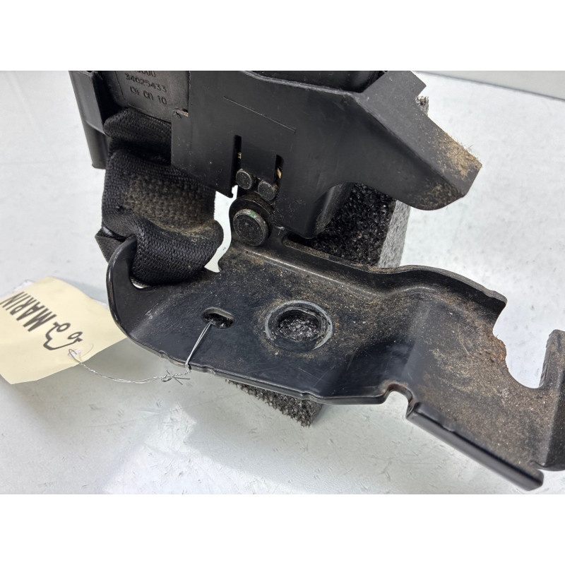 Attache ceinture arriere gauche RENAULT CLIO 3 Photo n°4