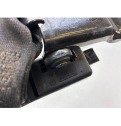 Attache ceinture arriere gauche RENAULT CLIO 3