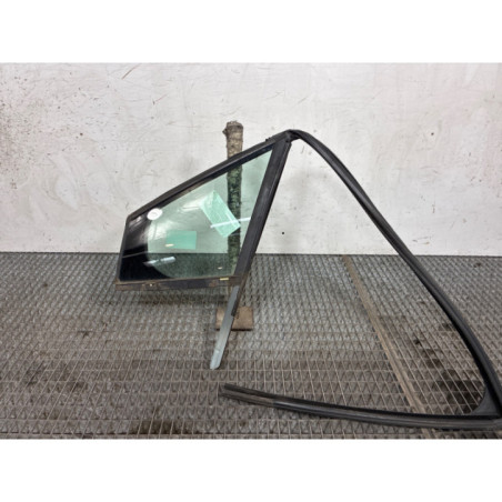 Custode avant gauche (porte) PEUGEOT 308 1
