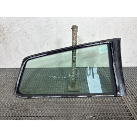 Custode arriere gauche VOLKSWAGEN POLO 4 Photo n°1