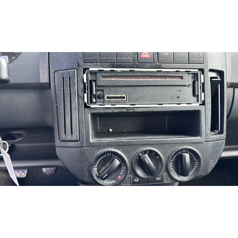 Custode arriere gauche VOLKSWAGEN POLO 4 Photo n°20
