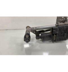 Moteur essuie glace avant VOLKSWAGEN PASSAT 6 Photo n°1