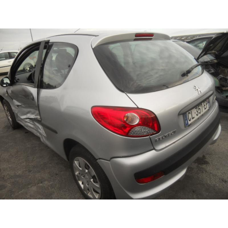 Capot PEUGEOT 206+ Photo n°13