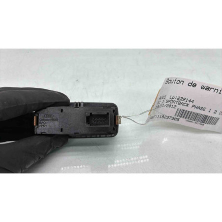 Bouton de warning AUDI A1 1 Photo n°1