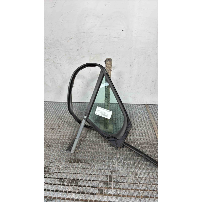 Custode avant gauche (porte) PEUGEOT 308 1 Photo n°1