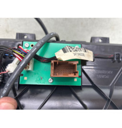 Ecran GPS PEUGEOT 3008 1