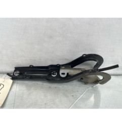 Charniere de capot PEUGEOT 2008 1