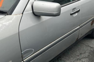 Serrure avant gauche MERCEDES CLASSE C 202