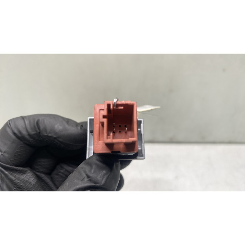 Bouton de warning CITROEN C3 3 Photo n°3