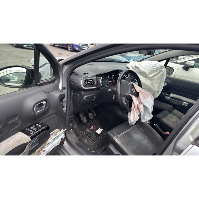 Bouton de warning CITROEN C3 3 Photo n°12