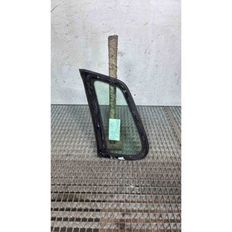 Custode arriere droit VOLKSWAGEN POLO 4 Photo n°1