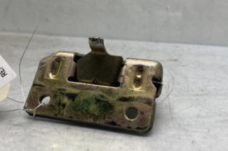 Serrure de coffre PEUGEOT 205