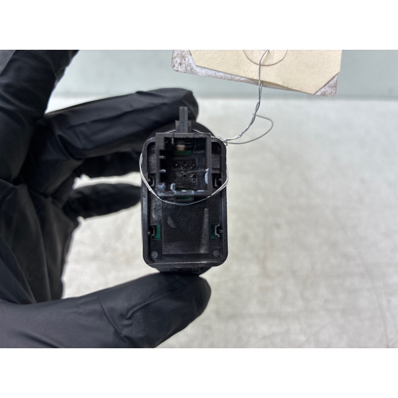 Interrupteur de leve vitre avant droit CITROEN C2 Photo n°3