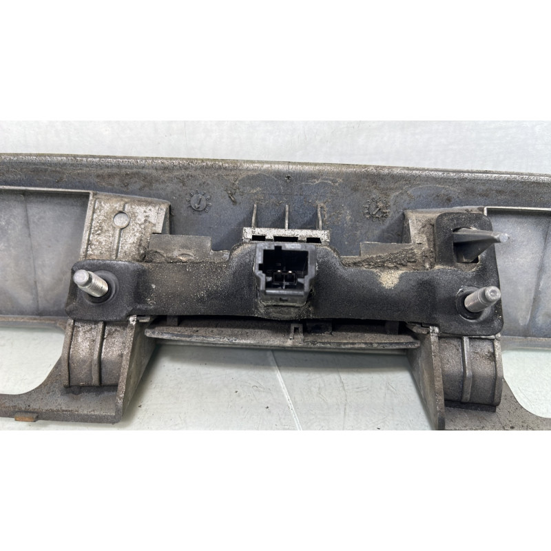Bouton de coffre PEUGEOT 5008 1 Photo n°5