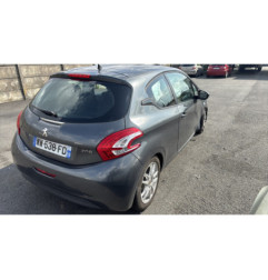 Ecran GPS PEUGEOT 208 1