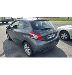 Ecran GPS PEUGEOT 208 1